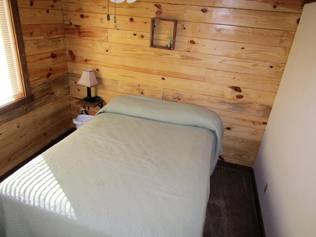 Freedom Ridge Cabins Hill City Bagian luar foto